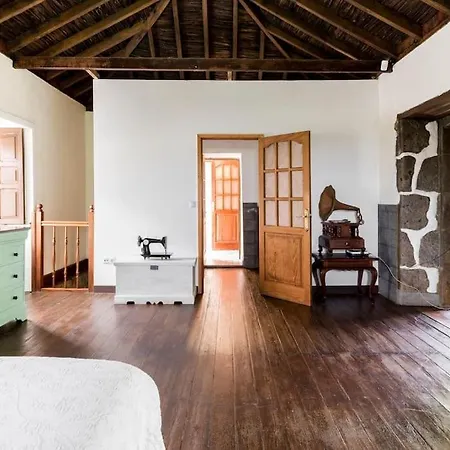 Matos, Canarian House In Chalet